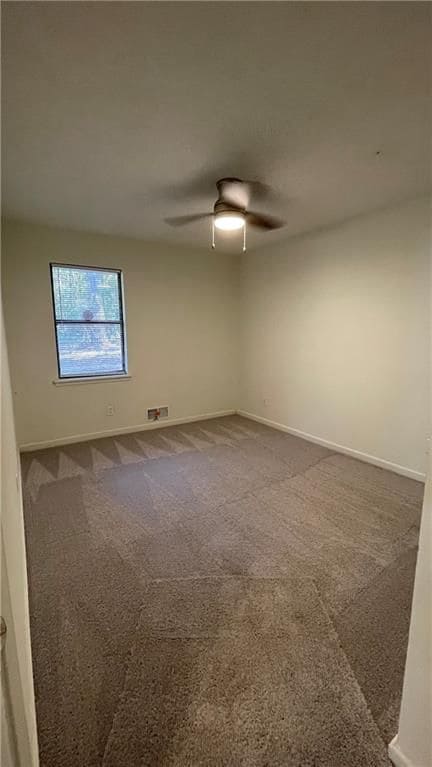 Foto del edificio - 109 Doves Ln