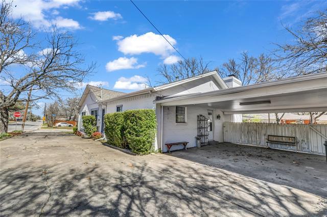 Foto del edificio - 415 W Couts St