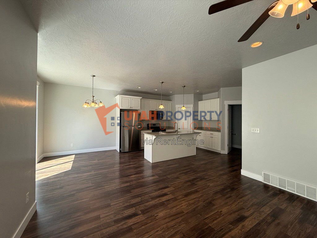 Foto del edificio - 4455 Mountain Run Ln