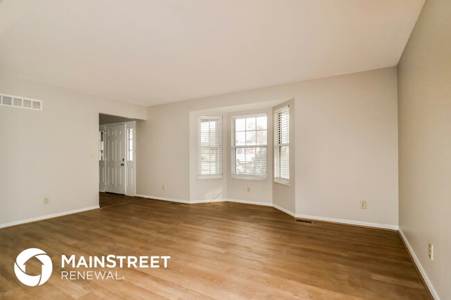 Foto del edificio - 1117 Morning Star Ln