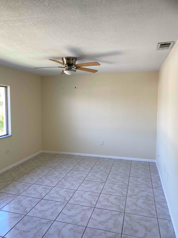 Building Photo - 610 Ridge Club Dr