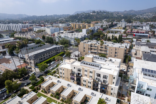 Context facing north west - Coronel Apartments