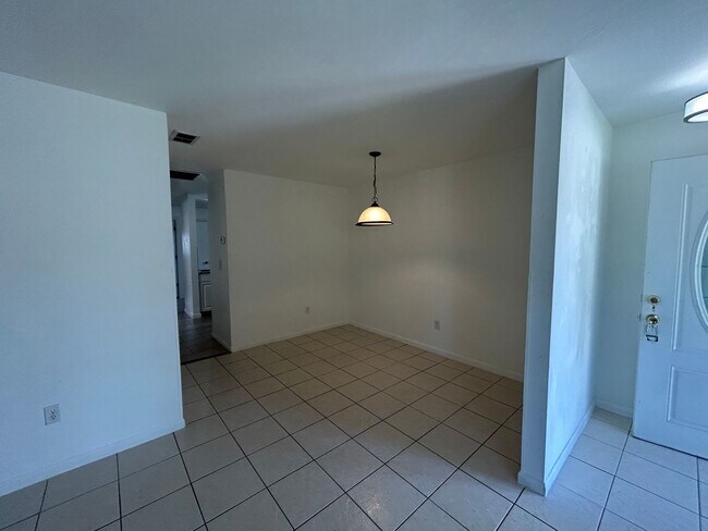 Photo - 1228 SE 24th Ave Apartment