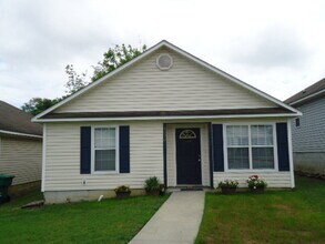Building Photo - 3020 Schroer Dr