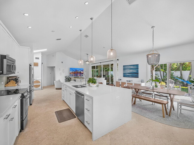 Foto del edificio - 217 Colony Way W