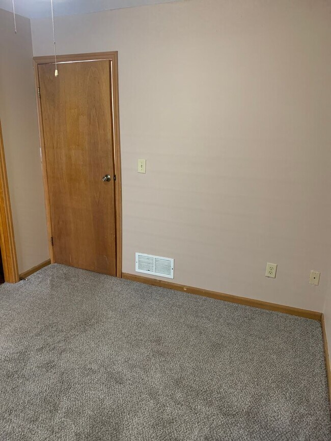Foto del edificio - 3 bedroom, 2 bath house