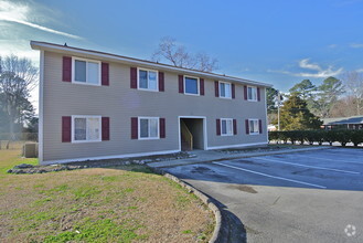 Building Photo - 1731 Elmwood Dr