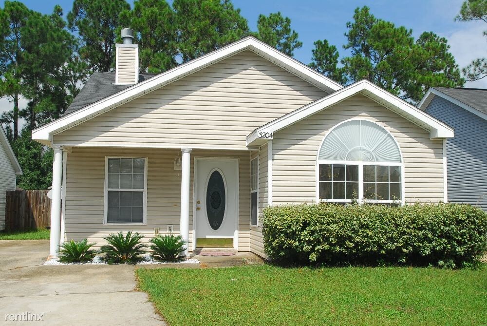 Primary Photo - 13204 Warren Dr