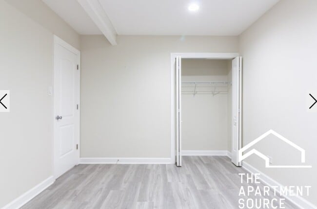 Photo - 726 W Roscoe St Apartment