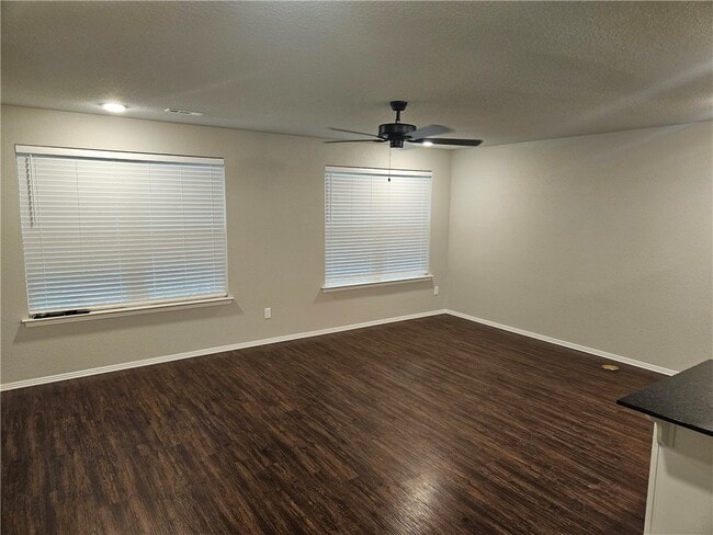 Foto del edificio - 2489 N Brophy Ave