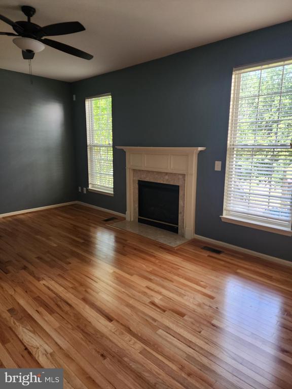 Foto del edificio - 11361 Falling Creek Dr