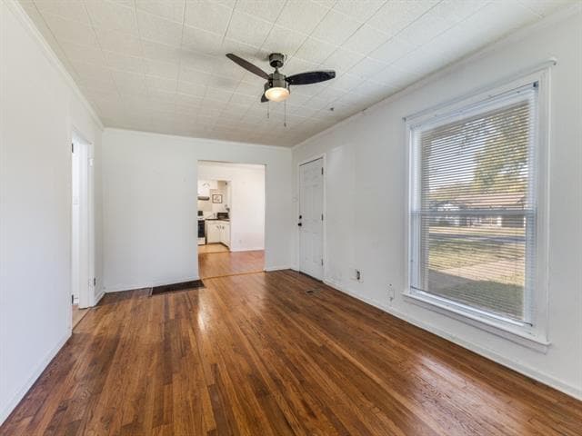 Building Photo - 8822 San Benito Way