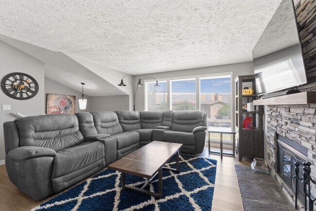 Foto del edificio - McManamon Duplex