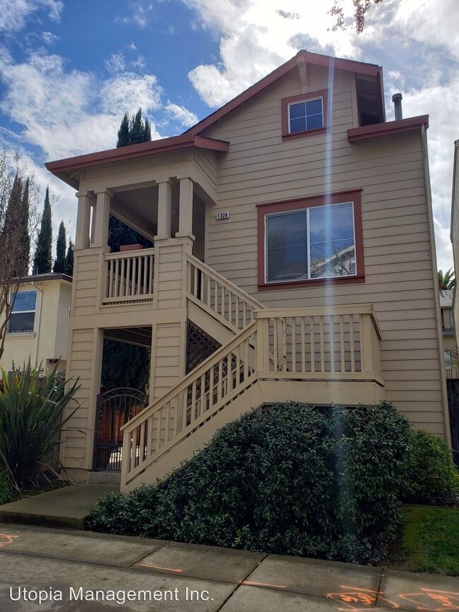 Foto del edificio - 4 br, 3.5 bath House - 1324 Kondos Ave