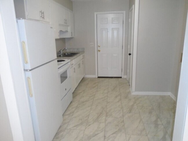 Foto del edificio - 1 Bedroom 1 Bathroom available NOW in Bonn...