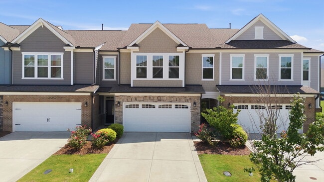 Building Photo - 233 Luftee Ln