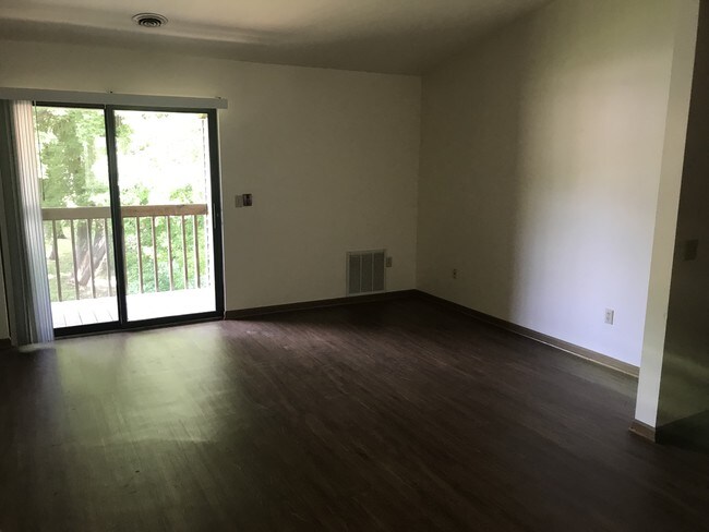 Foto del edificio - 4395 Crescent Rd