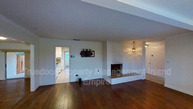 Foto del edificio - 870 W Sunset Dr