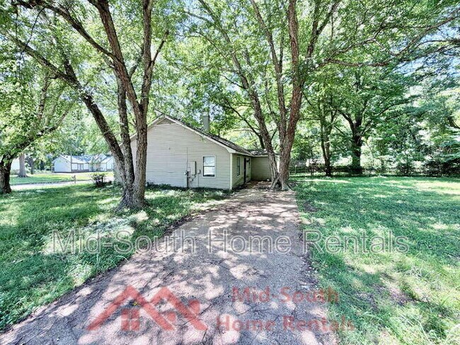 Building Photo - 3754 Rainford Dr