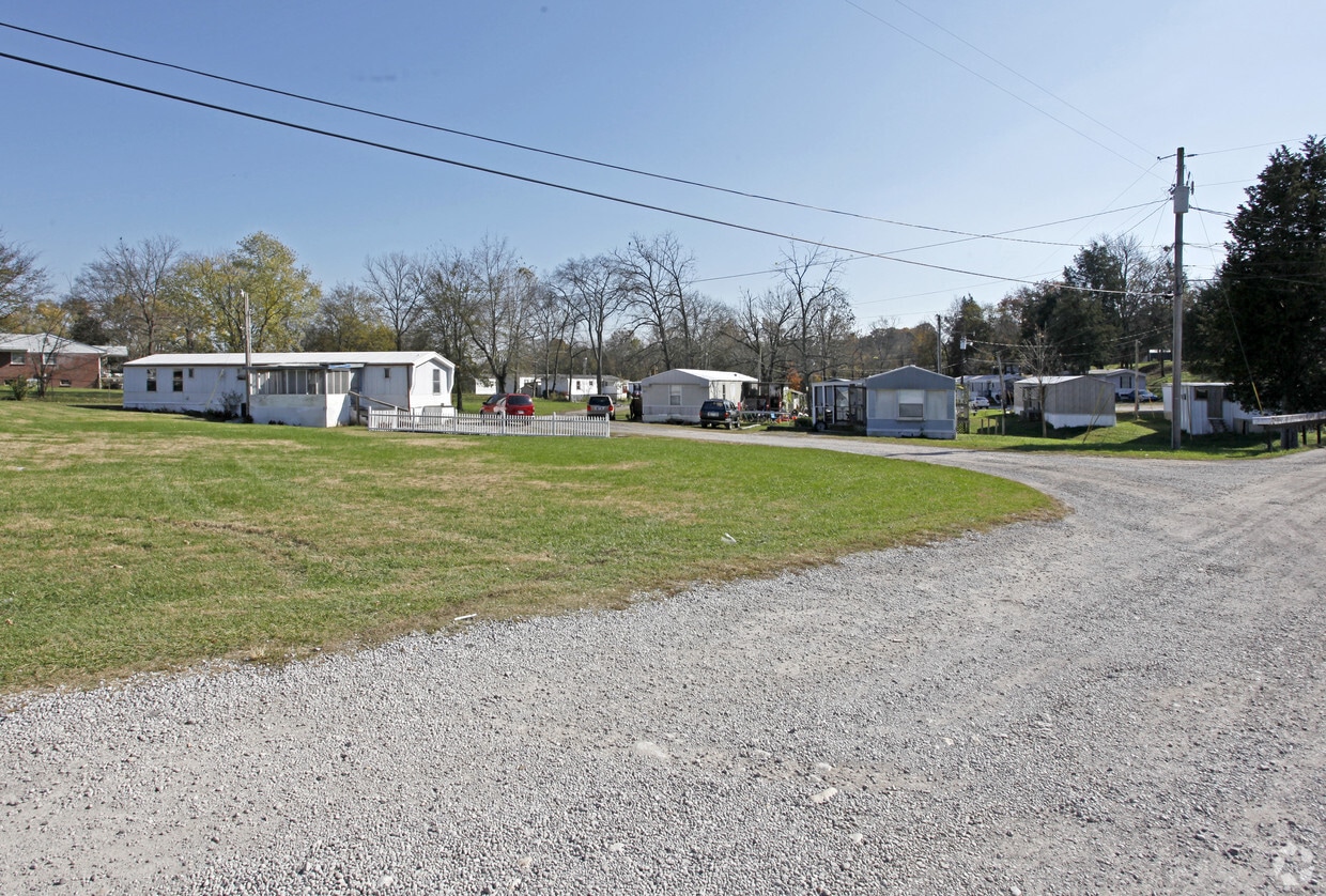 MidWay Mobile Home Park Apartments in Mount Juliet, TN