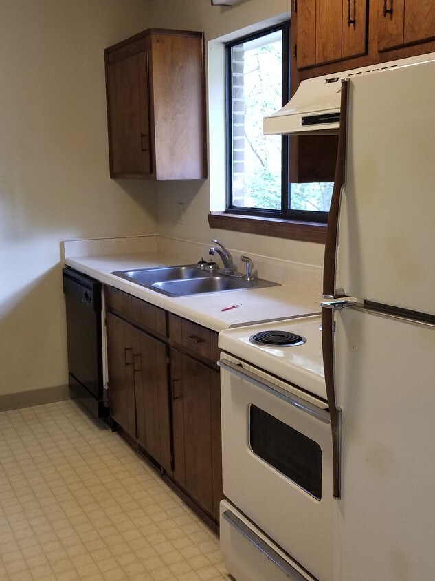 104 Shagbark Ln Unit A2, Seneca, SC 29678 Apartments in Seneca, SC