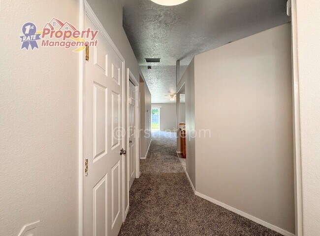Foto del edificio - 11659 W Blueberry Ave