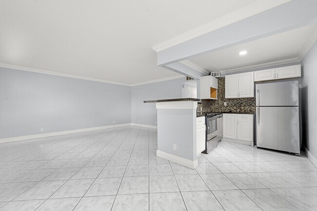 Foto del edificio - 339 Normandy Ln