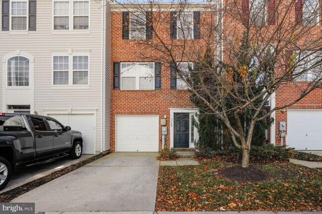 Building Photo - 7704 English Oak Cir