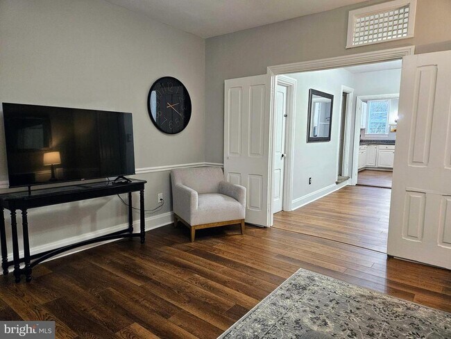 Foto del edificio - 279 W Main St