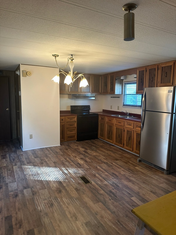 Building Photo - 833 Lovell Rd