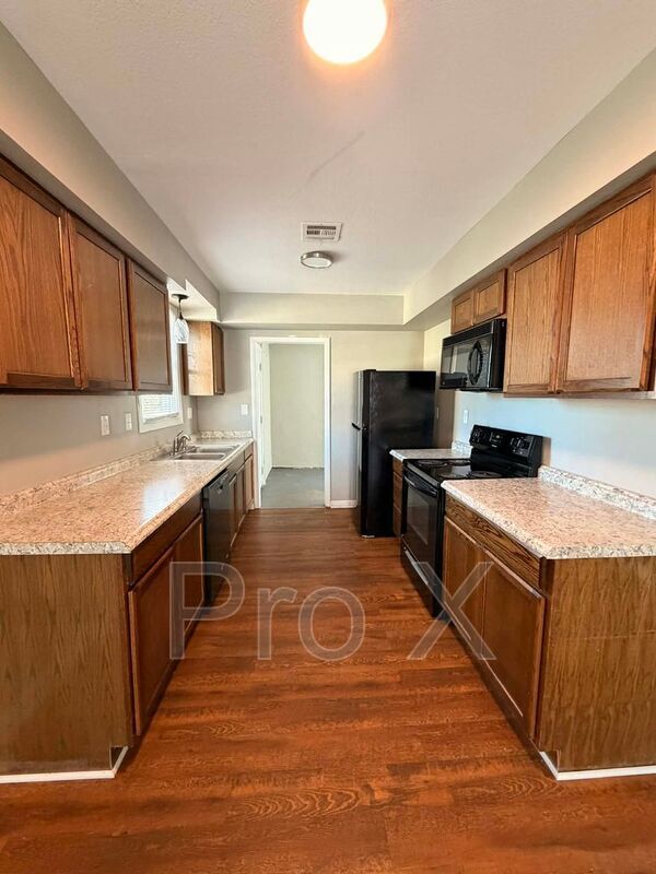 Foto del edificio - 1727 S Porter Ave