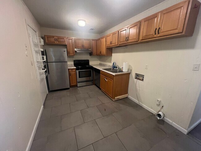 Foto del edificio - 2 Bedroom 1 Bathroom Duplex in Winterville!