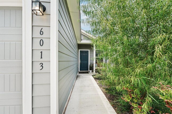 Building Photo - 6013 Eden Dr