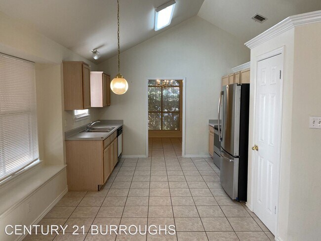 Foto del edificio - 3 br, 2 bath House - 15214 Spring Ranch