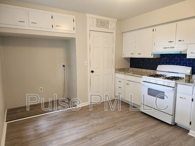 Building Photo - 314 St Jude Cir