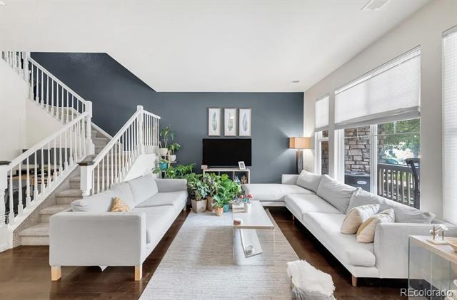 Building Photo - 571 S Mobile Pl