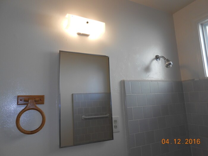 Building Photo - 8 Villa St