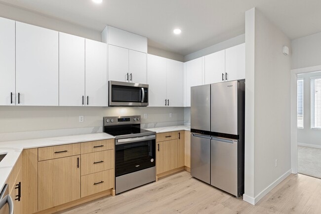 Photo - 16124 Cascadian Way Townhome