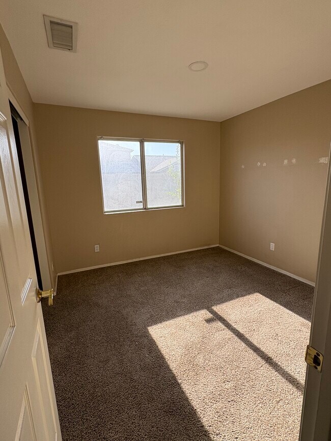 Building Photo - 8456 W Cherry Hills Dr