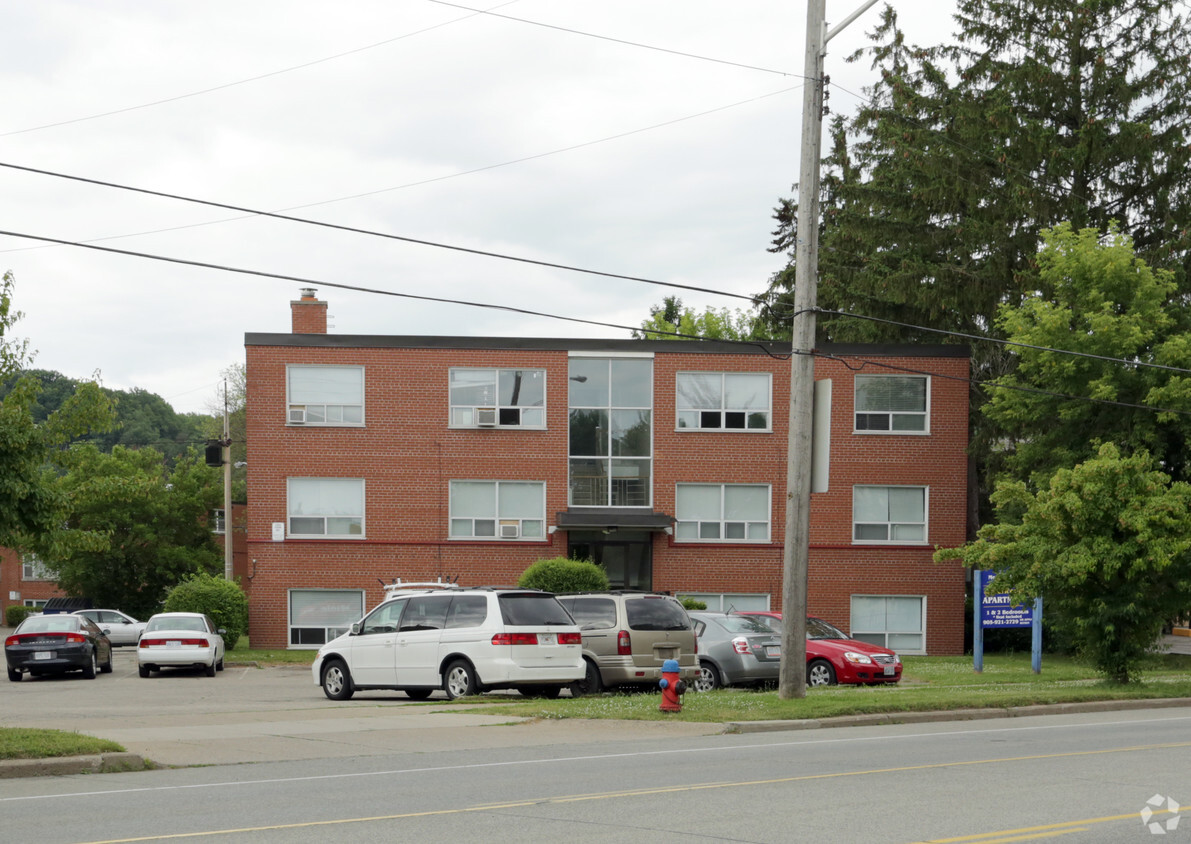 Building Photo - Mericourt Apartments