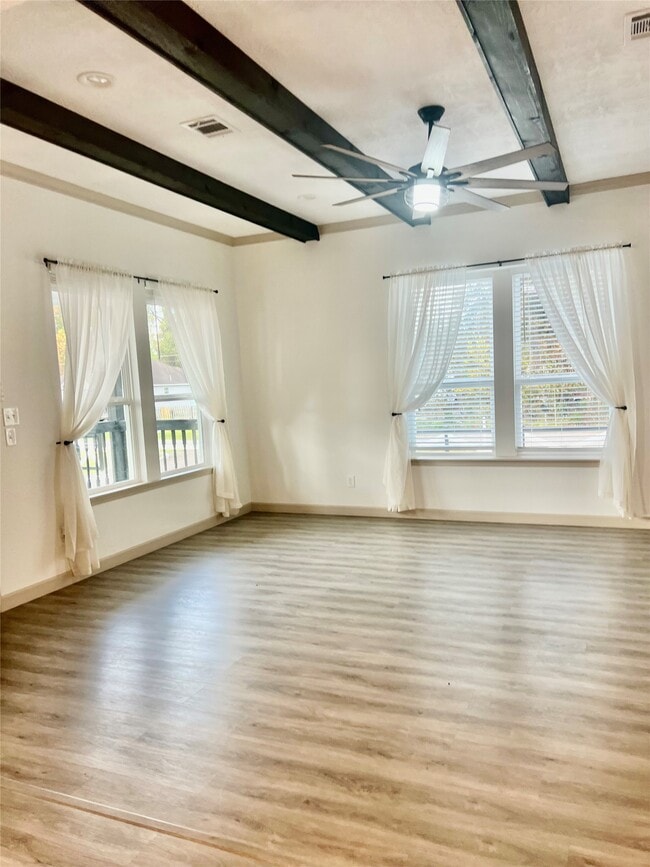 Building Photo - 24323 E Terrace Dr