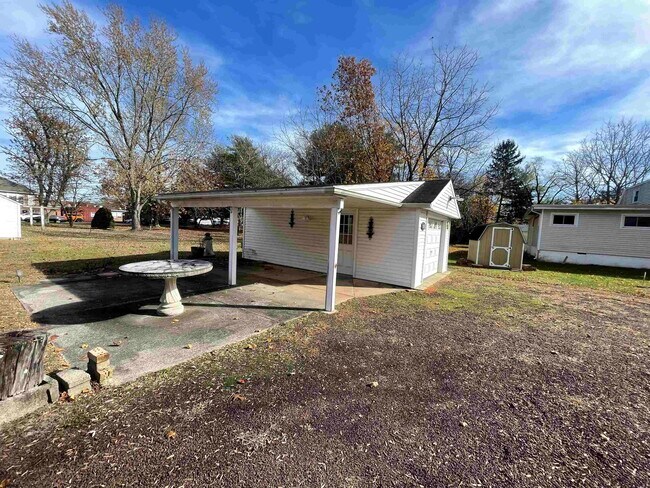 Building Photo - 297 W White Horse Pike