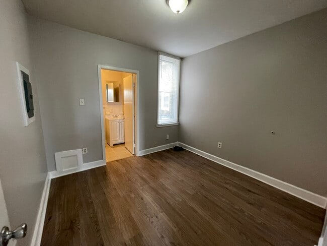 Building Photo - 1309 W Allegheny Ave