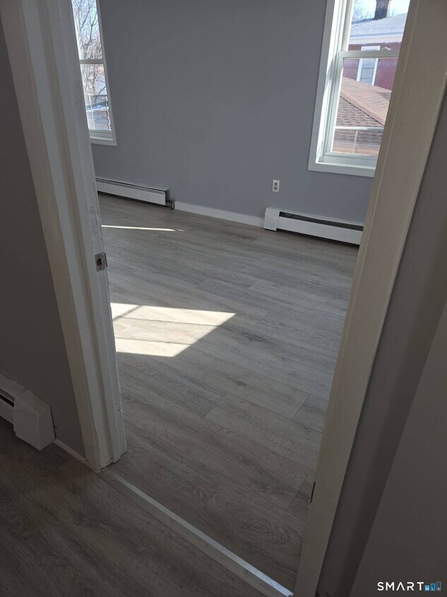 Building Photo - 114 Mather St