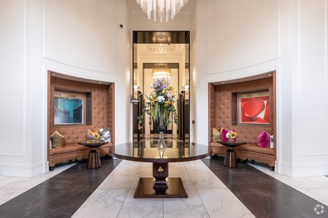 Lobby Entrance - The Ivy