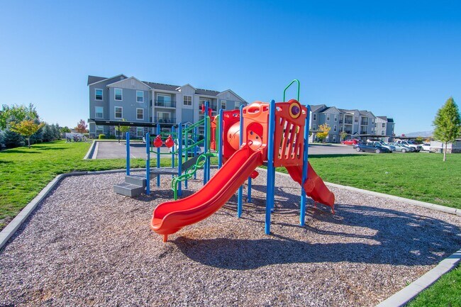 Foto del edificio - *The Village on 4th in Springville