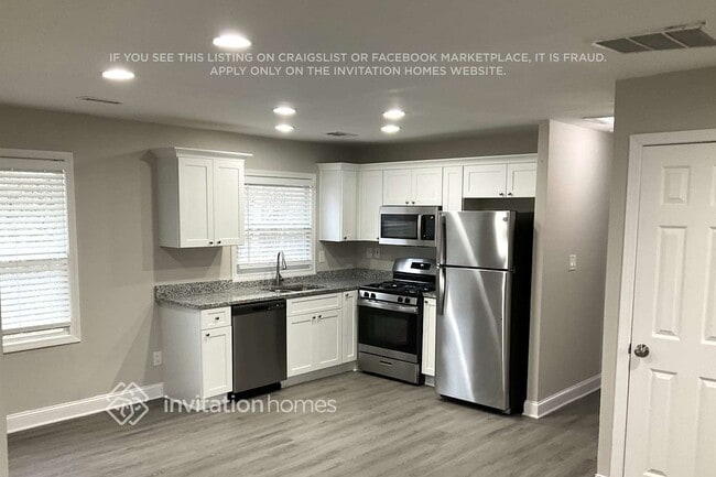 Building Photo - 3815 Clovis Ct NW