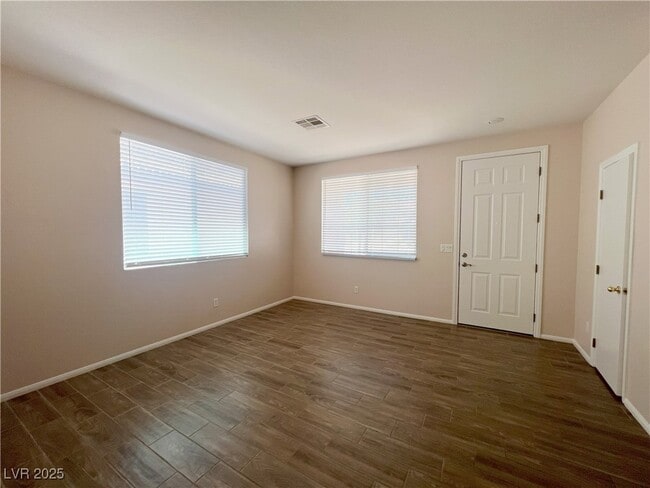 Building Photo - 5366 S Conquistador St