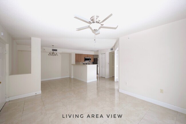 Foto del edificio - 11177 SW 8th St