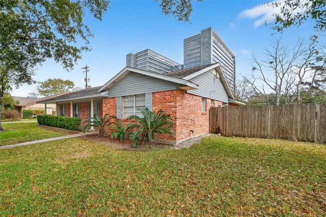 Foto del edificio - 2319 Blue Willow Dr